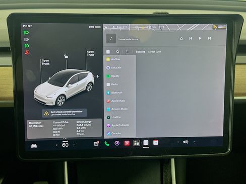Used 2021 Tesla Model Y Long Range AWD/4WD image 19