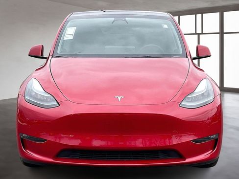 Used 2022 Tesla Model Y Performance image 2