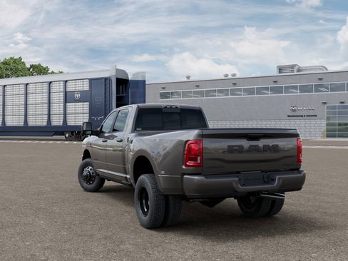 New 2026 RAM 3500 Laramie AWD/4WD image 3