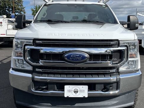 Used 2021 Ford F350 XLT AWD/4WD image 2