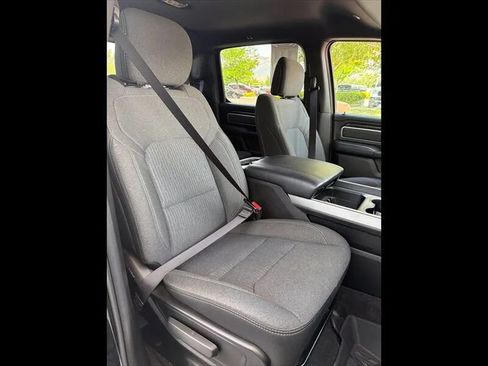 Used 2020 RAM 1500 Big Horn AWD/4WD image 22