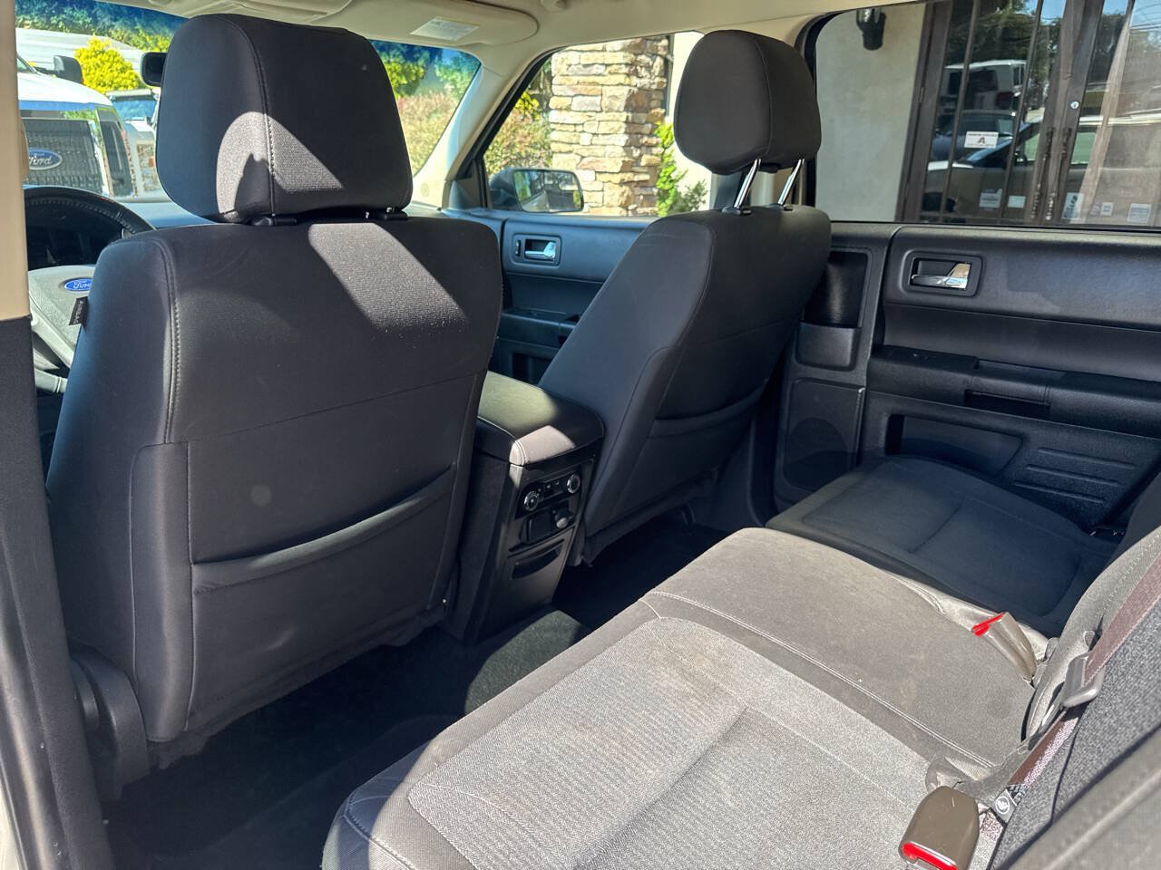 Used 2019 Ford Flex SE FWD image 12
