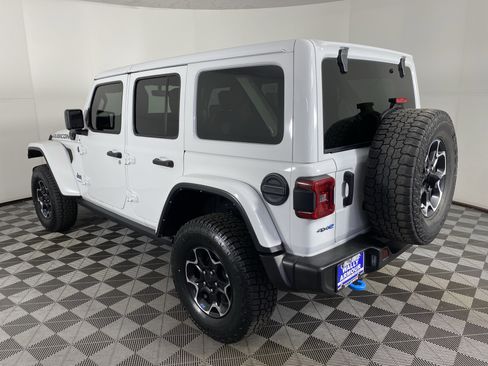 Used 2023 Jeep Wrangler Unlimited Rubicon 4xe w/ Cold Weather Group AWD/4WD image 10