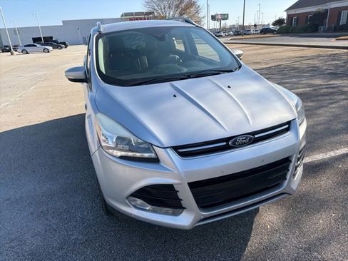 Used 2016 Ford Escape Titanium w/ Equipment Group 301A image 7