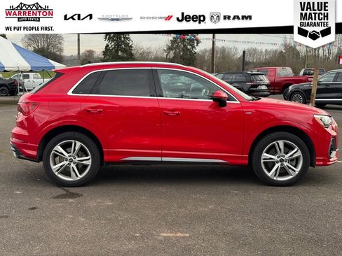 Used 2022 Audi Q3 2.0T Premium AWD/4WD image 10