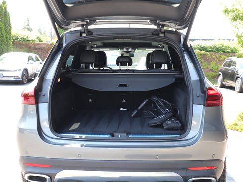 Used 2025 Mercedes-Benz GLE 450e 4MATIC image 14