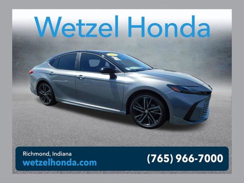 Used 2025 Toyota Camry XSE w/ Premium Package FWD image 1