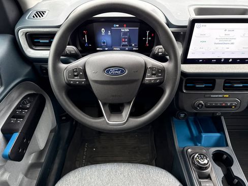 Used 2025 Ford Maverick XLT w/ Equipment Group 302A image 15