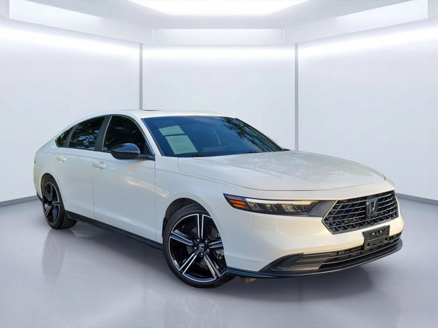 Used 2023 Honda Accord Sport image 1
