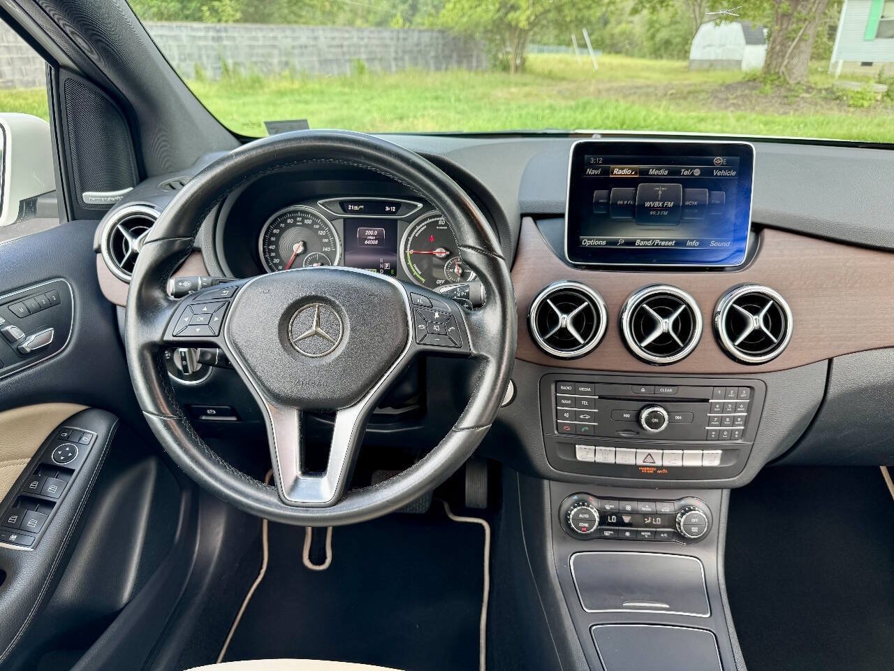 Used 2015 Mercedes-Benz B 250e image 14