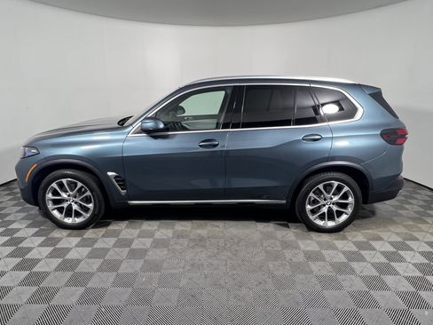 Used 2026 BMW X5 sDrive40i RWD image 2