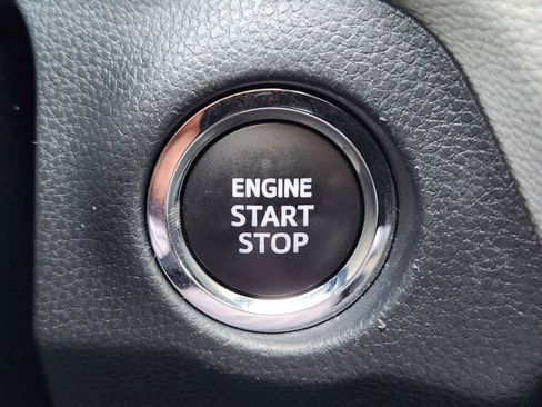 Used 2023 Toyota RAV4 XLE Premium image 25