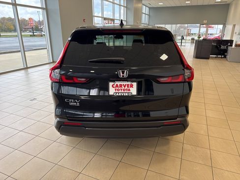 Used 2024 Honda CR-V EX image 8
