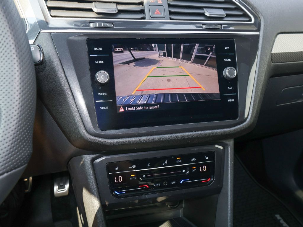 Certified 2024 Volkswagen Tiguan SE R-Line AWD/4WD image 20