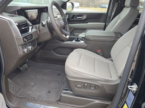 New 2026 GMC Yukon Elevation image 25