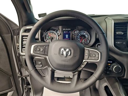 Used 2025 RAM 1500 Big Horn AWD/4WD image 12