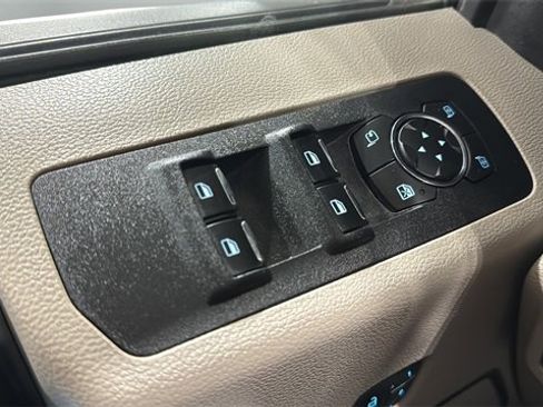 Used 2020 Ford F150 Limited image 22