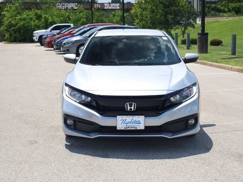 Used 2020 Honda Civic Sport image 2