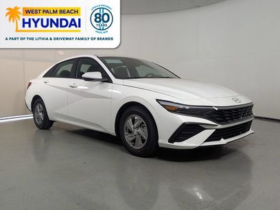 New 2026 Hyundai Elantra SE