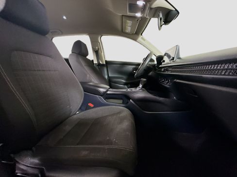 Used 2023 Honda HR-V LX image 29