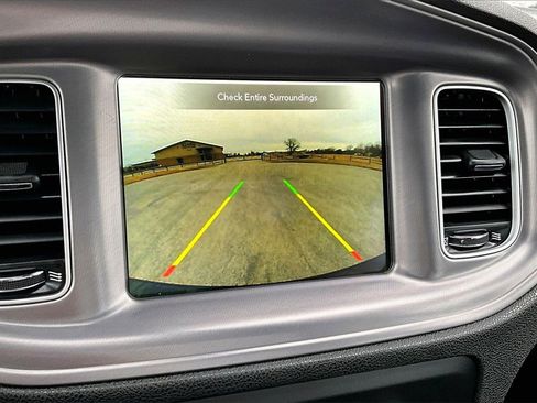 Used 2023 Dodge Charger SXT image 18