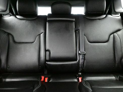 Used 2025 Jeep Compass Limited w/ Elite Group image 16