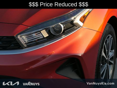 Used 2023 Kia Forte LXS w/ LXS Technology Package image 8