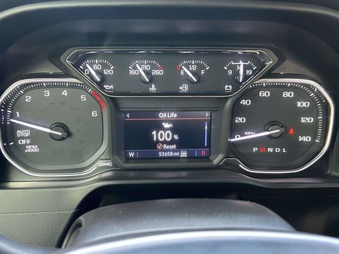 Used 2021 GMC Sierra 1500 SLT w/ SLT Premium Plus Package AWD/4WD image 25