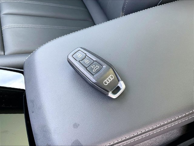 Used 2025 Audi A5 Premium w/ Convenience Package AWD/4WD image 20