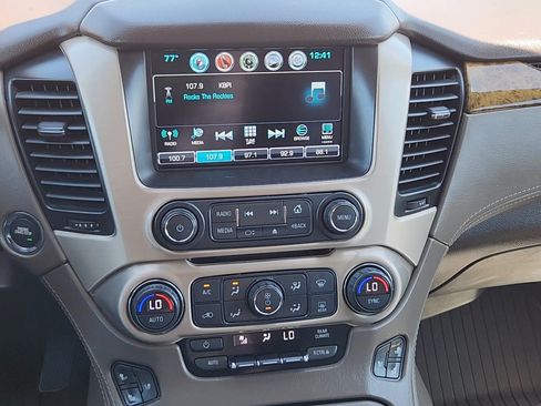 Used 2017 GMC Yukon Denali w/ Open Road Package AWD/4WD image 14