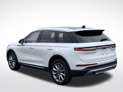 Used 2022 Lincoln Corsair AWD w/ Premium Package image 9