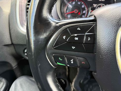 Used 2018 Dodge Charger SXT w/ Blacktop Package image 16