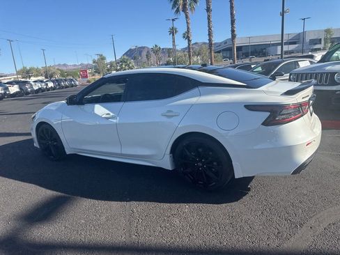 Used 2023 Nissan Maxima SR w/ Sport Mat Group FWD image 14