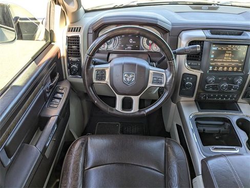 Used 2017 RAM 2500 Longhorn image 15