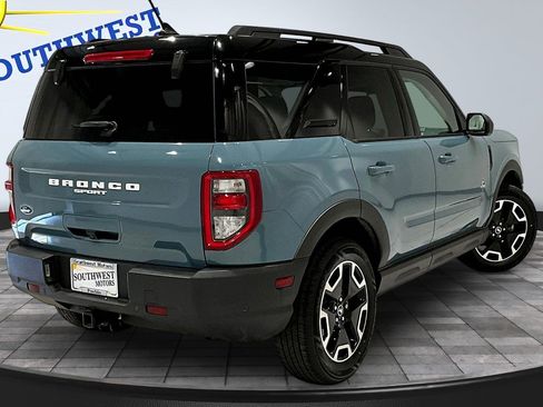 Used 2021 Ford Bronco Sport Outer Banks image 6