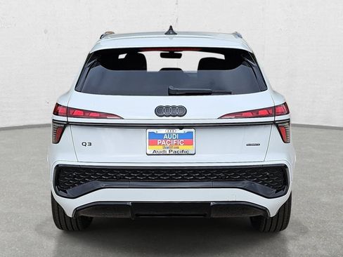 New 2026 Audi Q3 quattro 2.0T AWD/4WD image 6