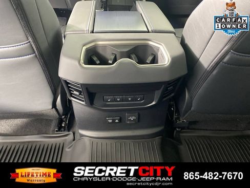 Used 2026 Toyota Tundra Platinum AWD/4WD image 25