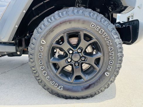 Used 2021 Jeep Wrangler Unlimited Sport AWD/4WD image 35