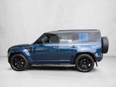 New 2026 Land Rover Defender 110 OCTA AWD/4WD image 5
