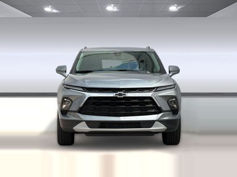 Used 2024 Chevrolet Blazer LT w/ Convenience Package FWD image 6