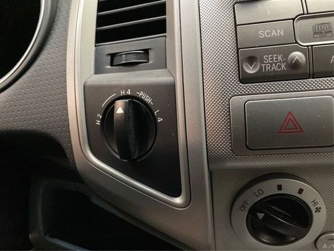 Used 2010 Toyota Tacoma 4x4 Double Cab image 29