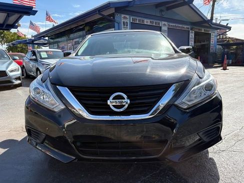 Used 2017 Nissan Altima 2.5 SV image 4