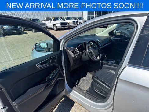 Used 2016 Ford Edge SEL w/ Equipment Group 201A AWD/4WD image 14