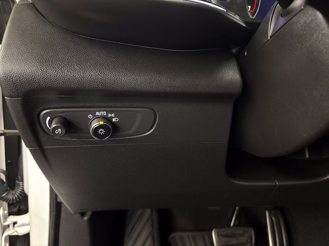 Used 2023 Buick Envision Essence w/ Sport Touring Package AWD/4WD image 20