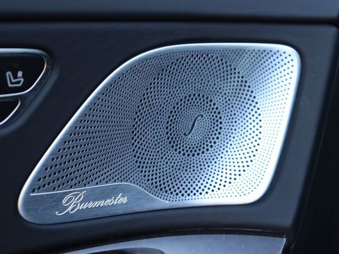 Used 2019 Mercedes-Benz S 560 Sedan w/ AMG Line Exterior image 23