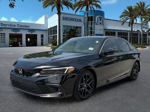 Certified 2024 Honda Civic Sport Touring image 4