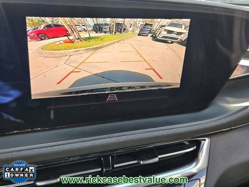 Used 2024 Buick Envista Sport Touring w/ Convenience I Package FWD image 23