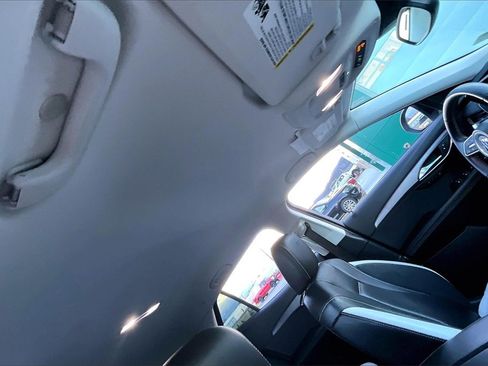 Used 2024 Buick Envision Sport Touring image 22