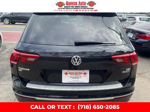 Used 2018 Volkswagen Tiguan SE image 5