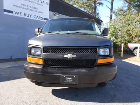 Used 2014 Chevrolet Express 1500 LS image 2